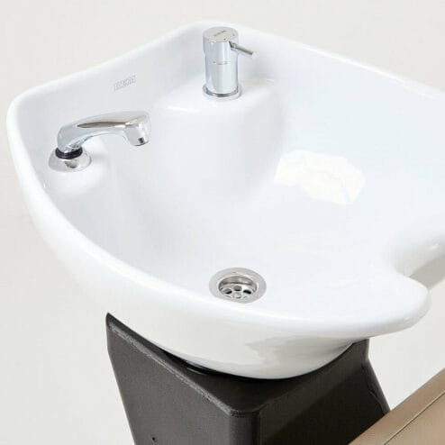 Alternative view of REM Baltic Nero Washpoint