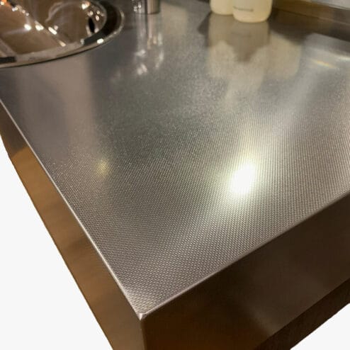 REM Duke Barbers Unit With Stainless Steel Basin