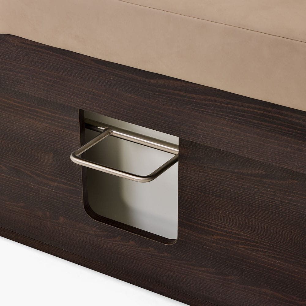 REM Hydro Spa Couch