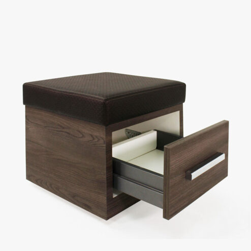 REM Plaza Pedi Stool