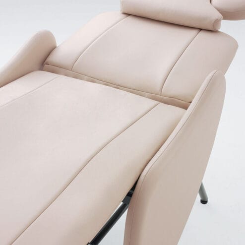 Takara Belmont Riche Beauty Chair