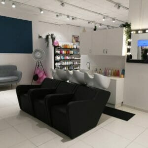 Caspardesign, Italy featuring a coordinating selection of Nelson Mobilier Salon Furniture in a contemporary setting.