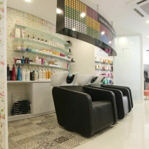 Elizabeth Ferro, France featuring a coordinating selection of Nelson Mobilier Salon Furniture in a contemporary setting.