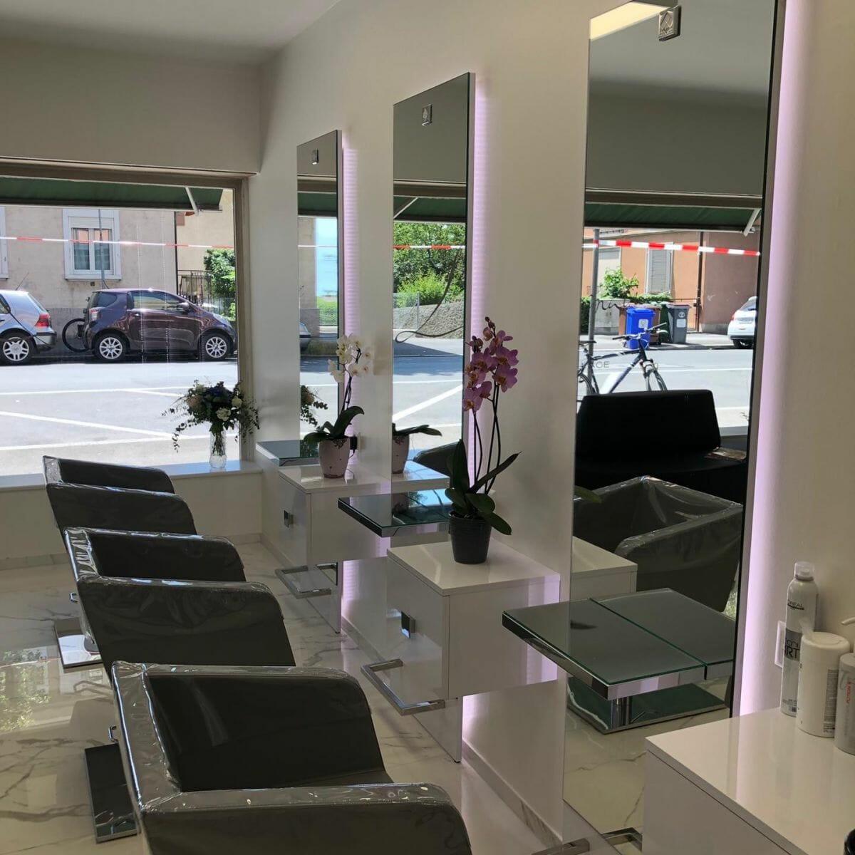 La Signature, Lausanne, Switzerland featuring a coordinating selection of Nelson Mobilier Salon Furniture.